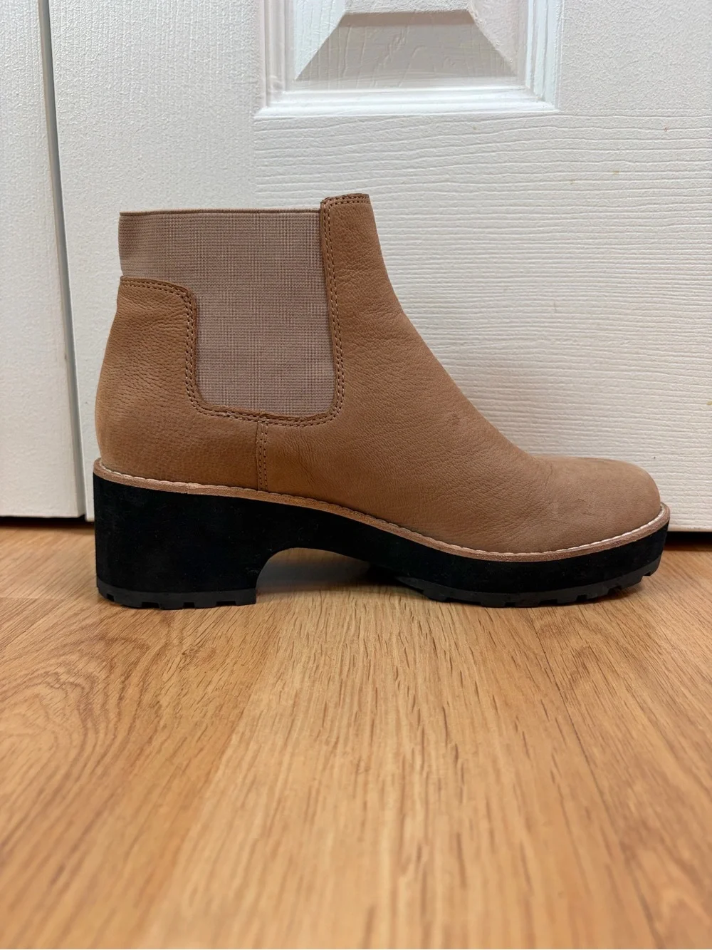 Eileen Fisher Tan Suede with Black Lug  Sole Jessa Chelsea Boot Size 8